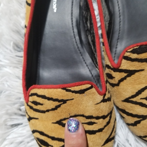 BCBGeneration loafers with black pattern sz 8 - Picture 6 of 6